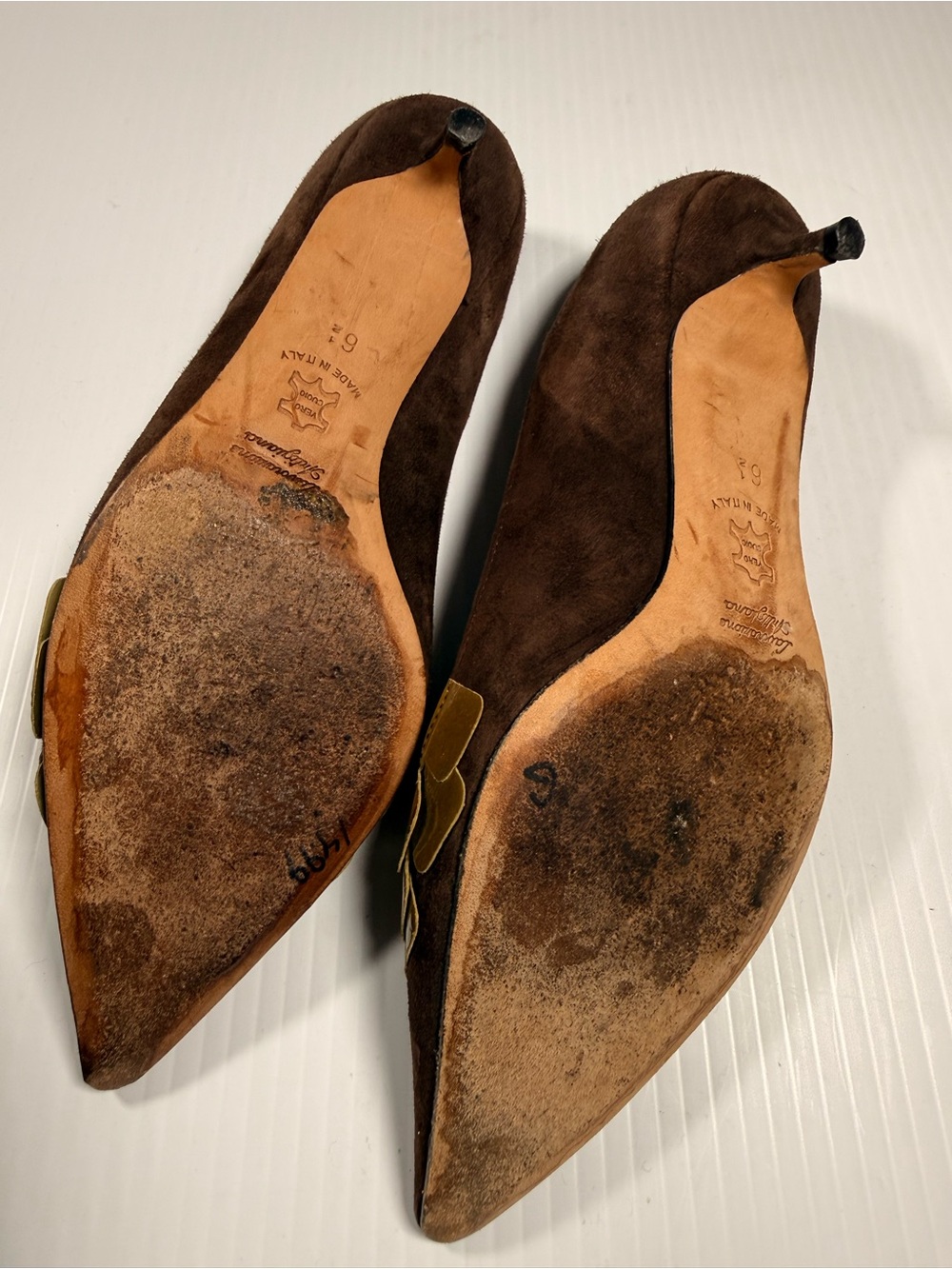 Butter Italy Suede Heels Brown & Mustard Leather Detail Size 6.5 - Picture 5 of 6